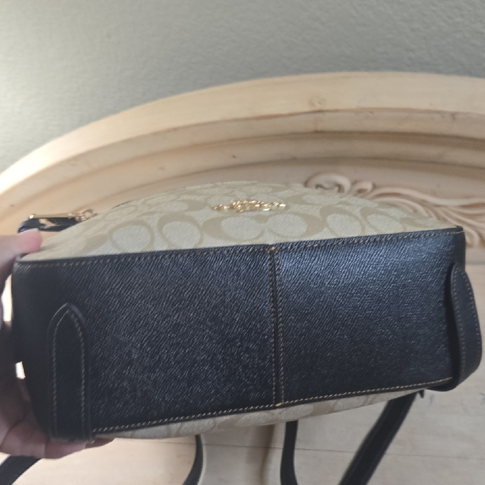 Coach Backpack - Picture 7 of 15